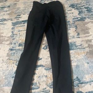 Scrunch butt black leggings